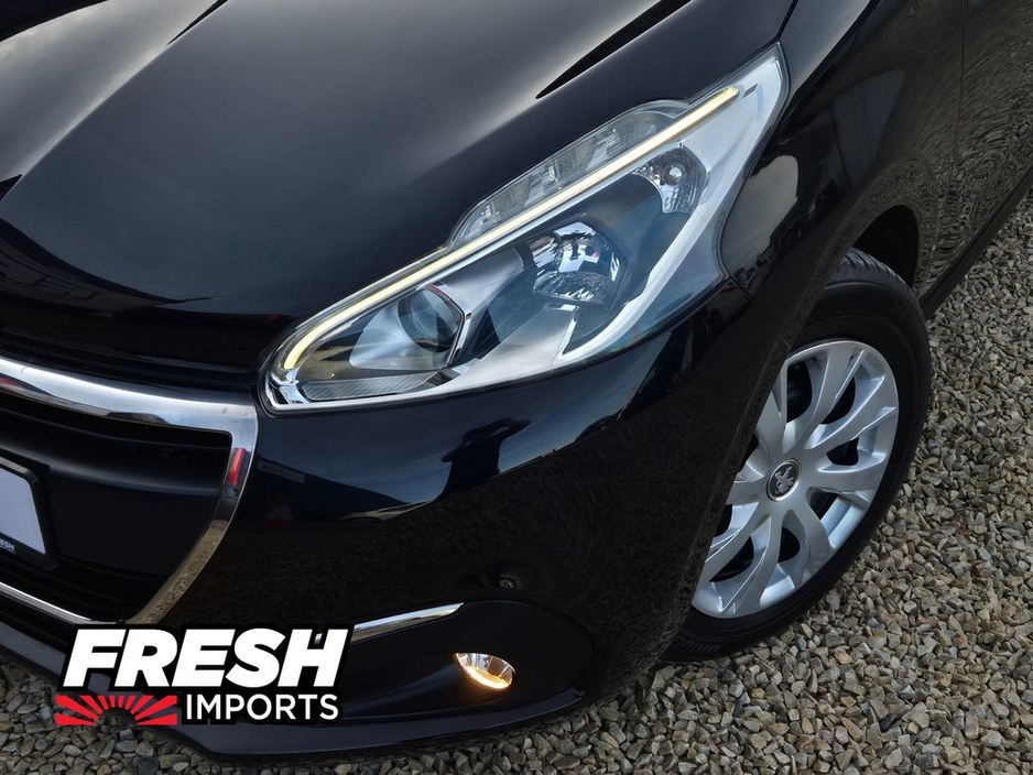Peugeot 208 *STYLE MODEL* — thumbnail 15