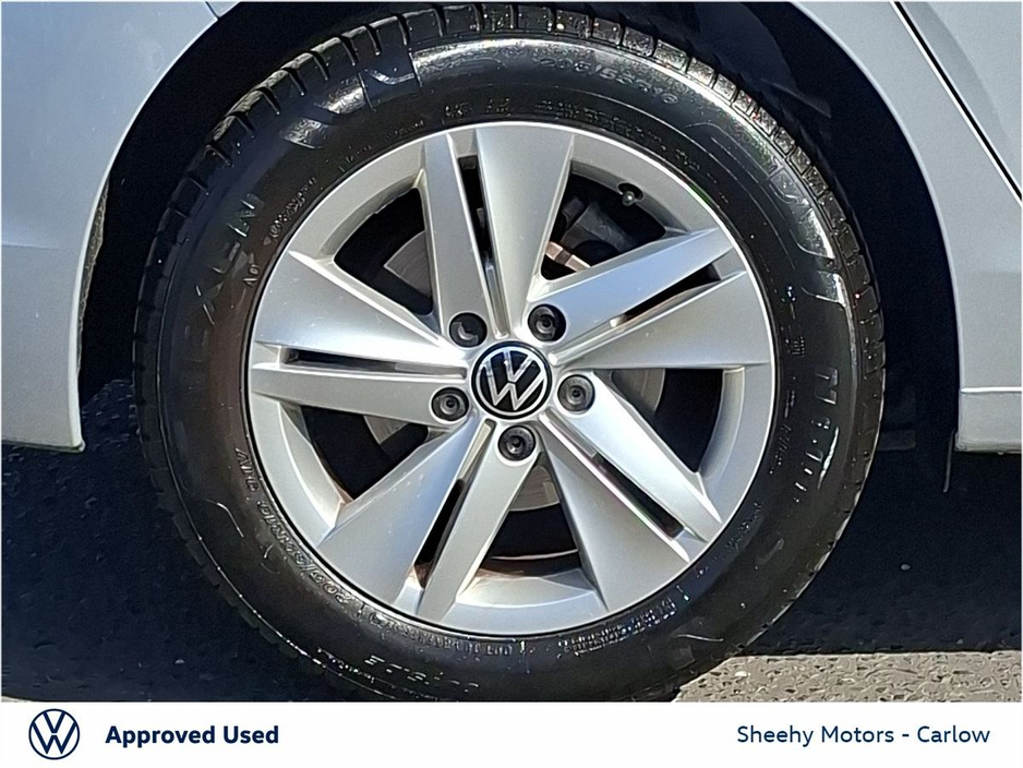 Volkswagen Golf 2.0 TDI 115HP Life — thumbnail 9
