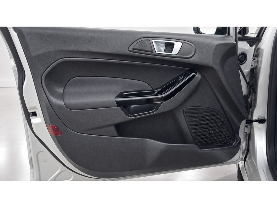 Ford Fiesta 2016 Ford Fiesta 1.0L  Auto *High Spec* — thumbnail 15