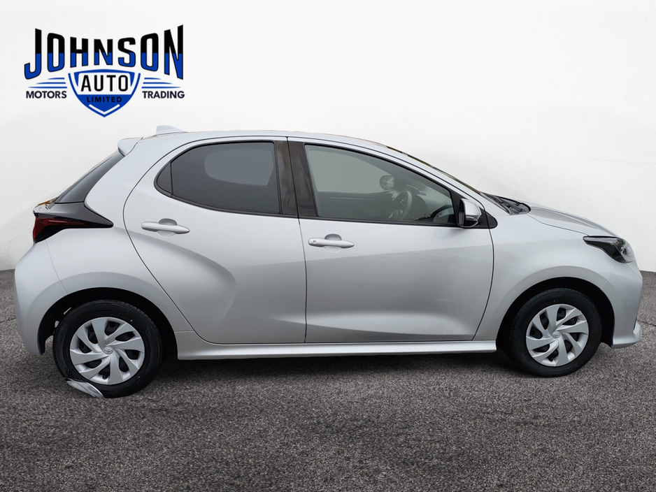 Toyota Yaris 1.5 Petrol Auto — thumbnail 4