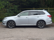 2018 Mitsubishi Outlander 2L Petrol Plug-in Hybrid For Sale Images