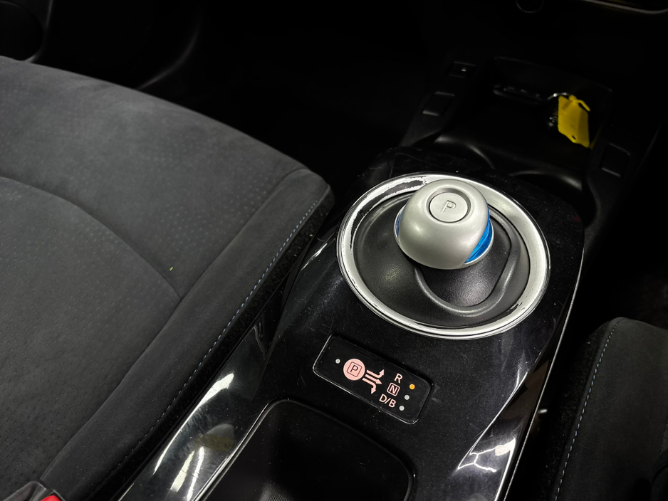 Nissan Leaf 24K EV SV 4DR AUTO — thumbnail 37