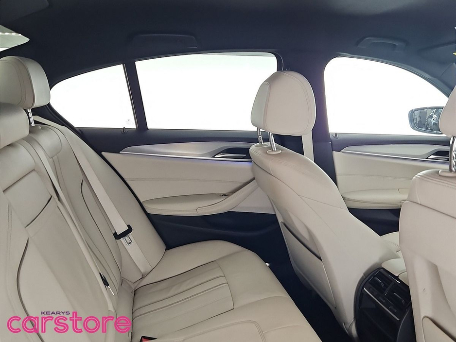 BMW 5 Series 520d M Sport Auto — thumbnail 10