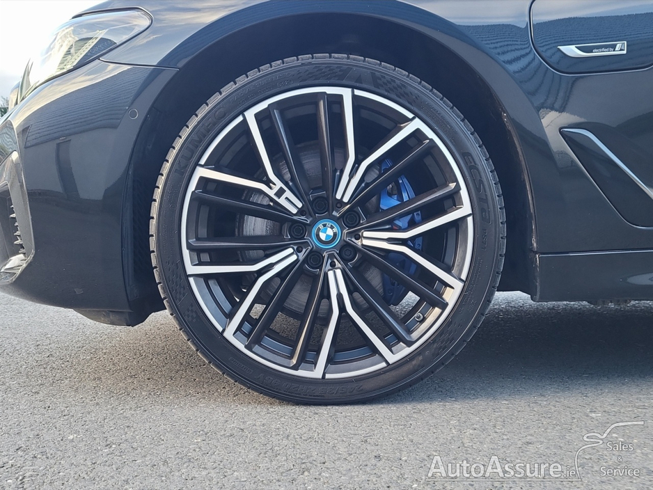 2023 BMW 5 Series 2L Petrol Plug-in Hybrid For Sale Images