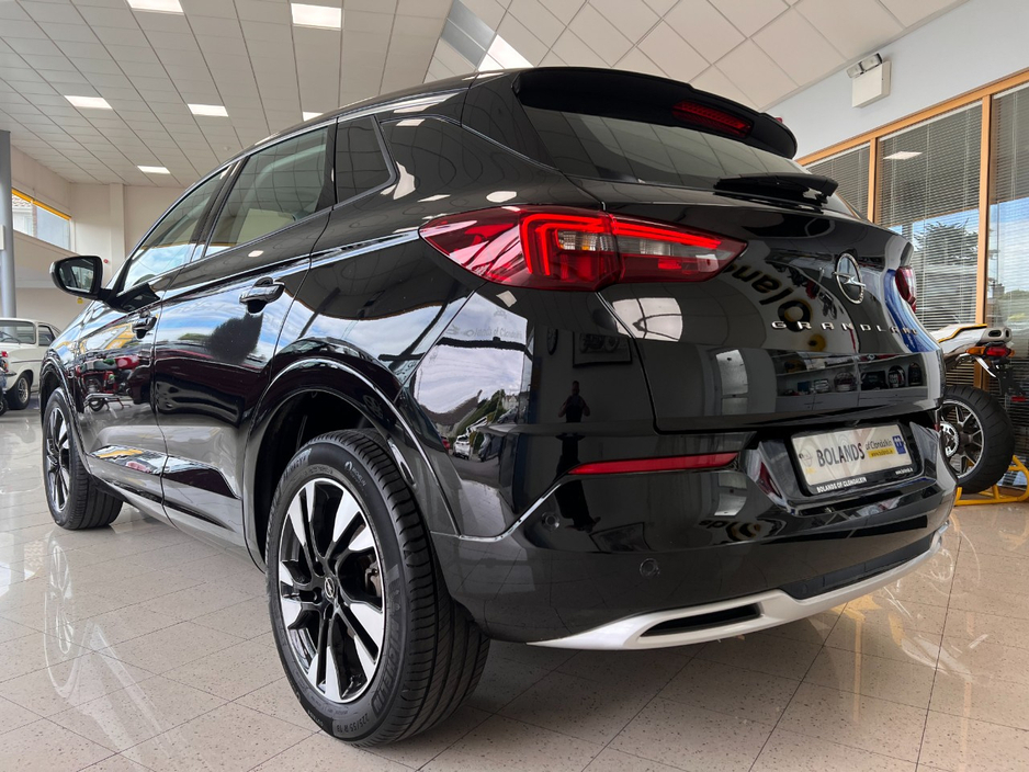 2023 Opel Grandland 1.2L Petrol For Sale Images