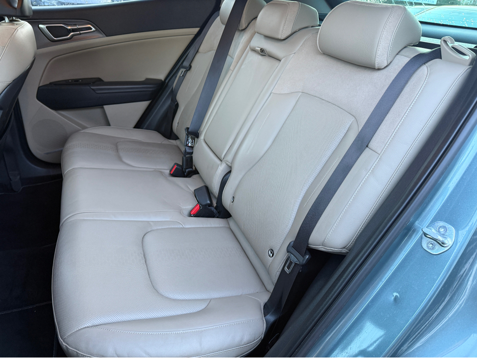 2023 Kia Sportage 1.6L Petrol Plug-in Hybrid For Sale Images