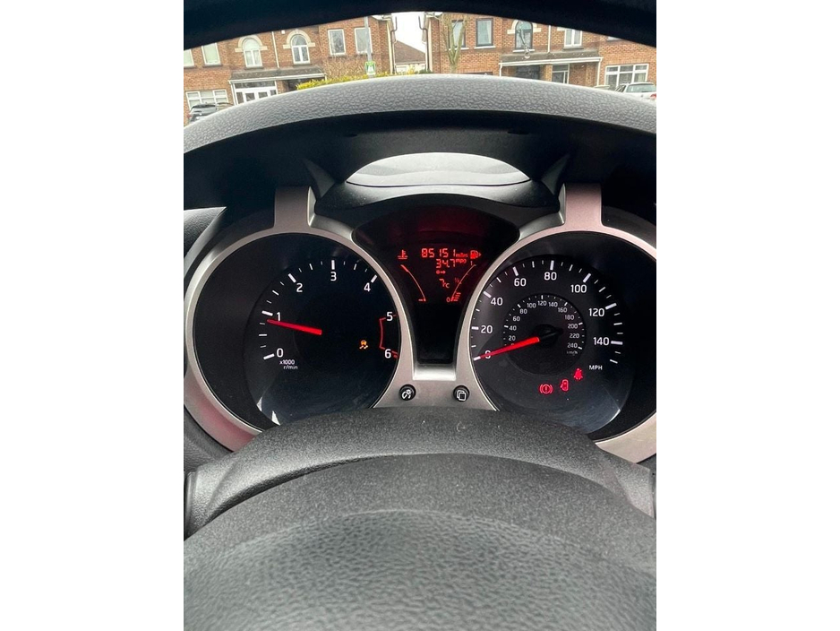Nissan Juke 1.5 SV SUV Diesel Manual (110bhp) — thumbnail 6