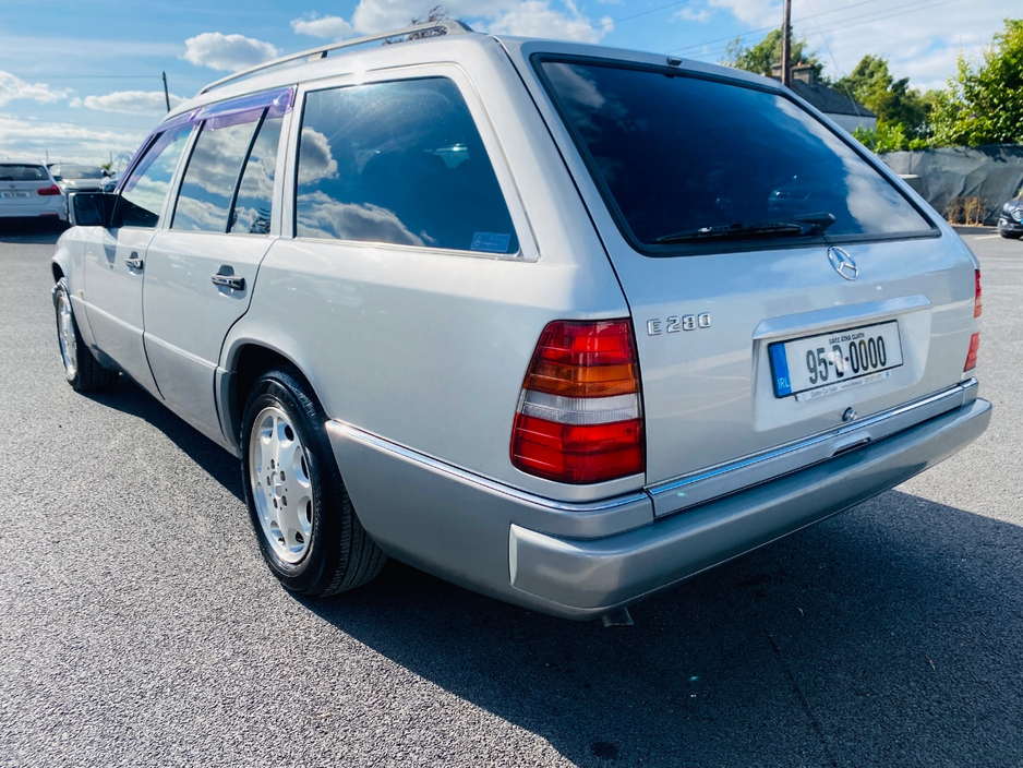 1995 Mercedes-Benz E Class 2.8L Petrol For Sale Images