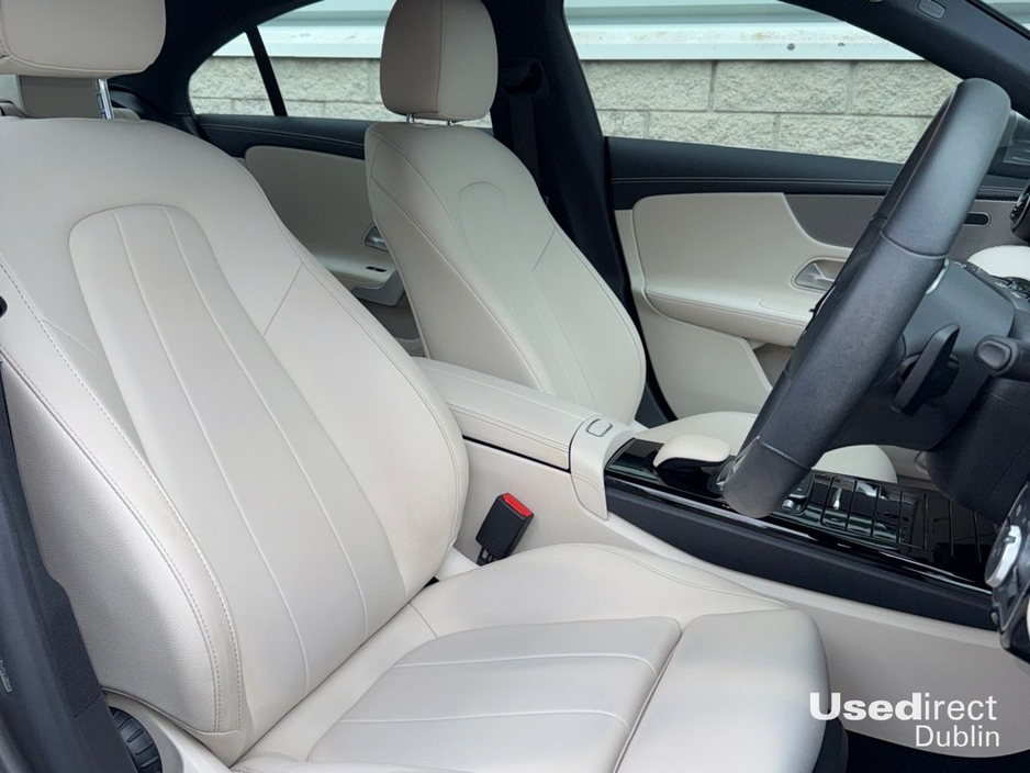 Mercedes-Benz CLA Class 180 Coup A/T Progressive — thumbnail 15